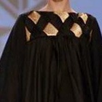 شاهدي بالصور عبايات من تصميم أشهر المصممين
